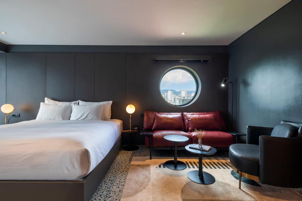 Hotel M92 Boutique 4*
