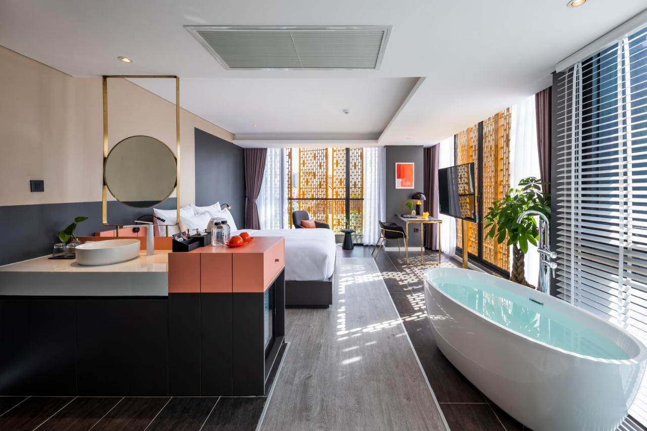 M92 Boutique Hotel 4*